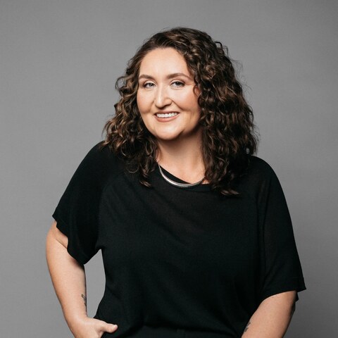 Headshot of Angela Radcliffe